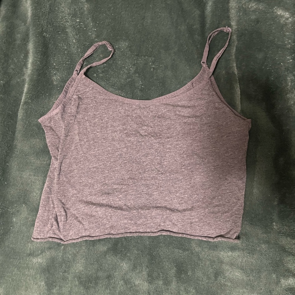Cropped grey tank top